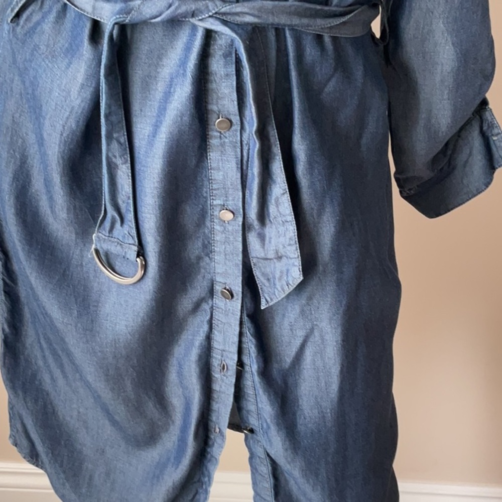 Button-Front Chambray Shirt Dress in Navy - Picture 5 of 10